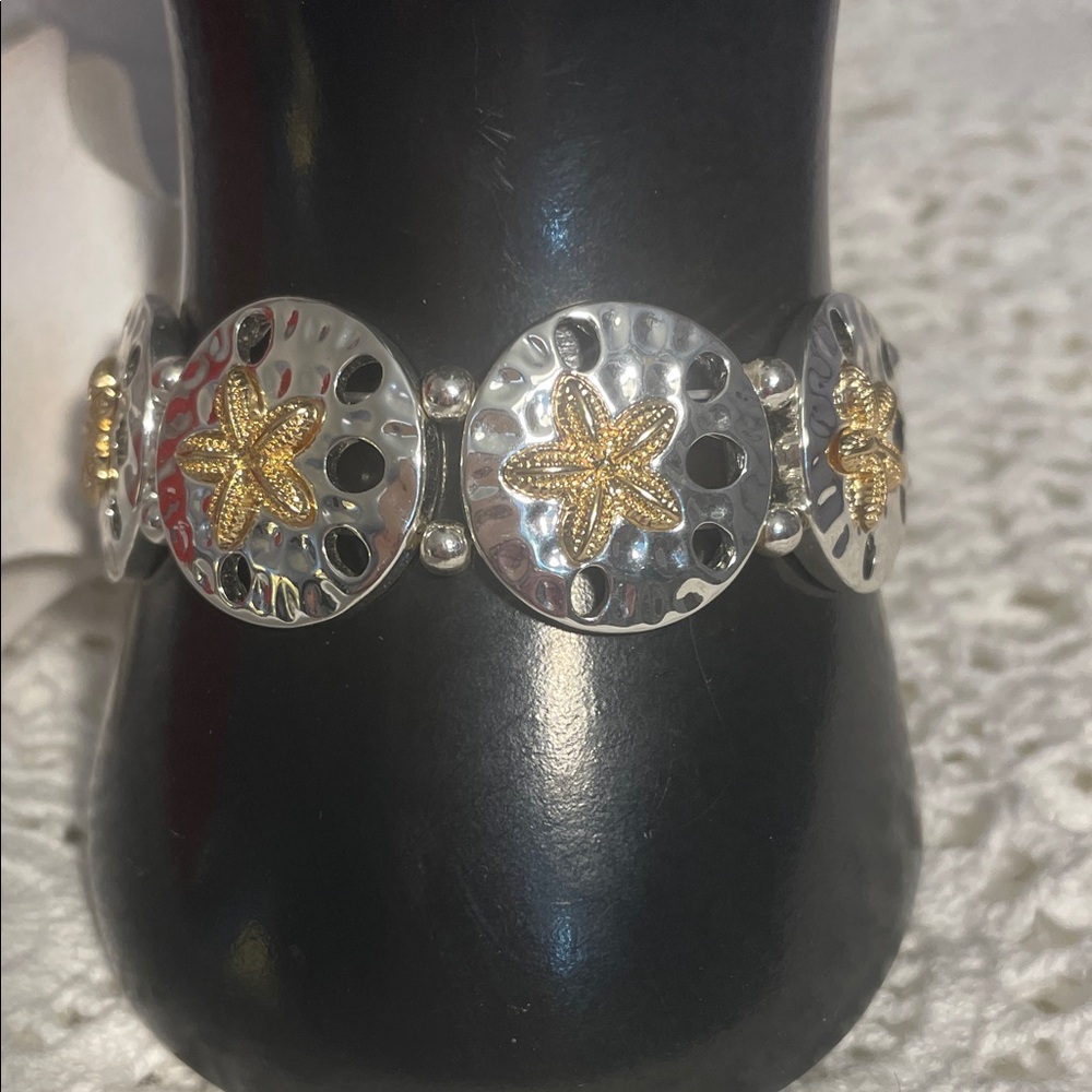 Ocean-Inspired Silver Stretch Bracelet with Gold Starfish